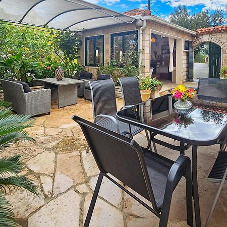 Holiday Home Ana - BRC102 Supetar Dış mekan fotoğraf
